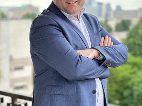 Cum sporesc competitivitatea afacerii tale asigurarile de credit comercial intermediate de Activ Asigurari