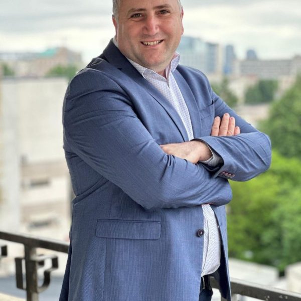 Cum sporesc competitivitatea afacerii tale asigurarile de credit comercial intermediate de Activ Asigurari