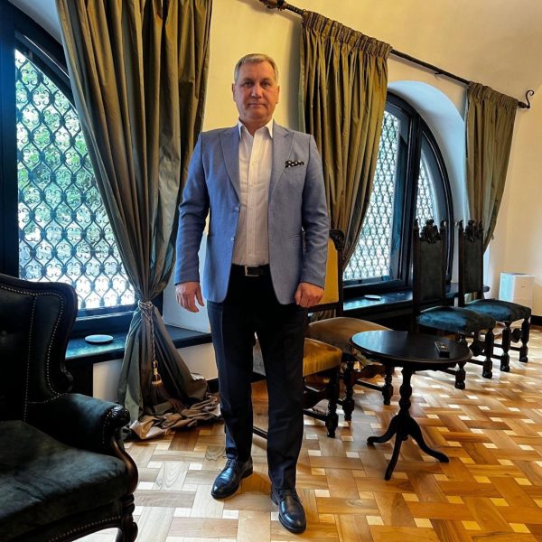 Sandu Staicu păstrează istoria României prin restaurare și educație culturală