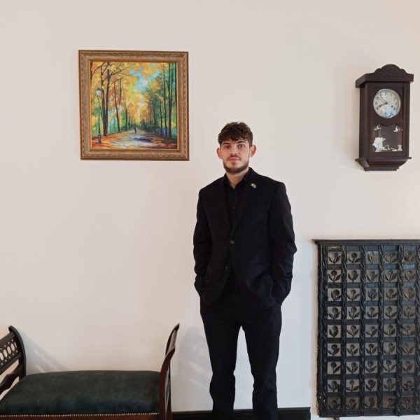 Strategiile lui Vlad Augustin pentru captarea atenției în locații premium cu DOOH